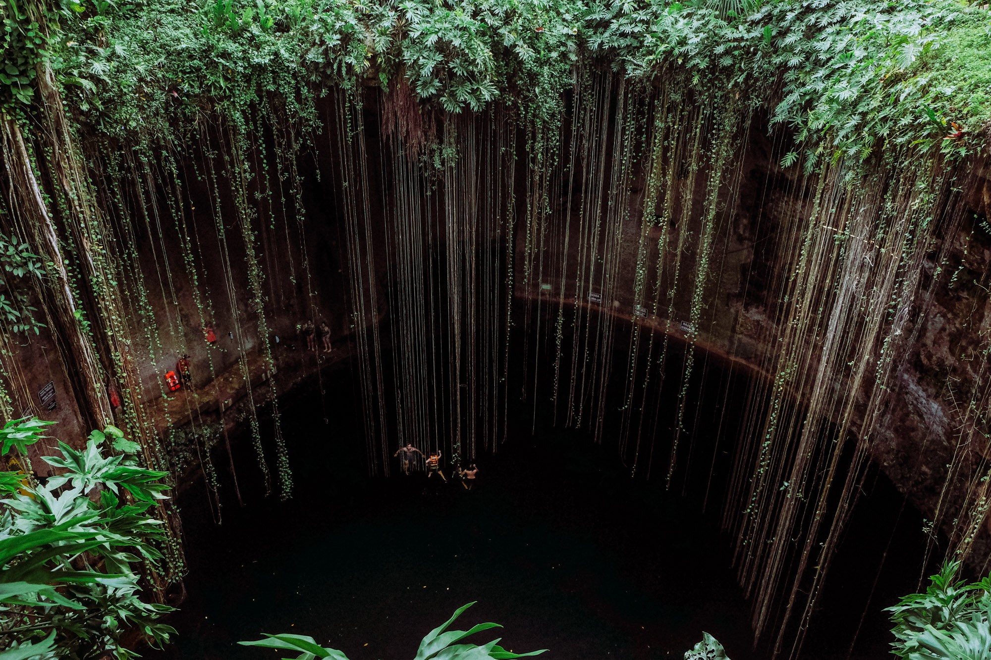 Rachel Off Duty: Cenote Ik-Kil Near Chichen-Itza, Mexico