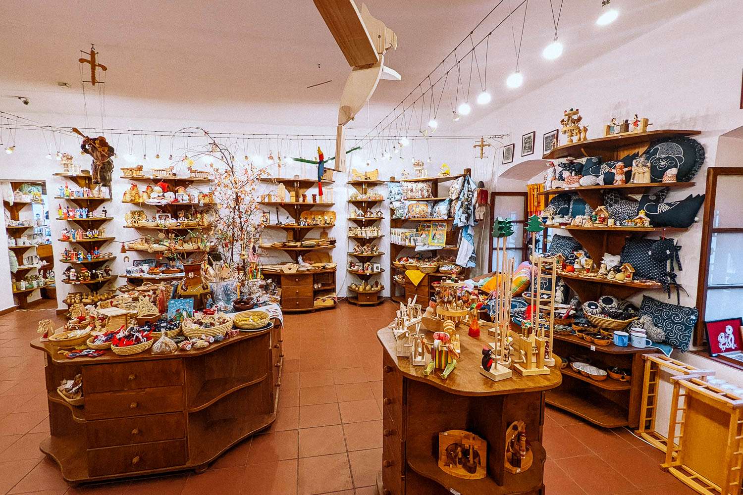 Rachel Off Duty: Czech Wooden Toy Store in Cesky Krumlov