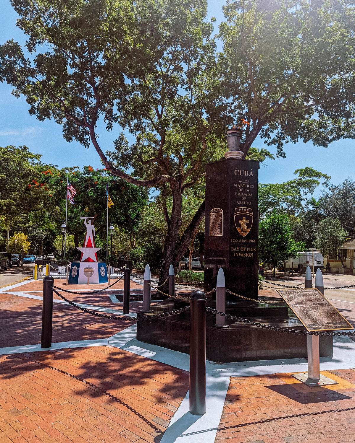 Rachel Off Duty: Cuban Memorial Boulevard in Little Havana, Miami